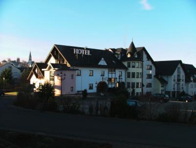 Hotel Zum Rehberg Kastellaun Extérieur photo